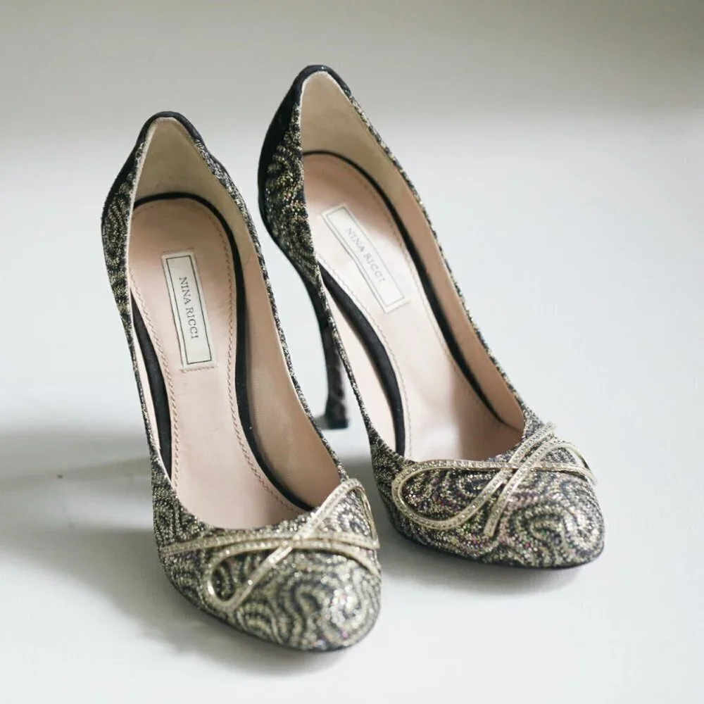 Nina Ricci High-Heel Glitter Black  Suede Pumps